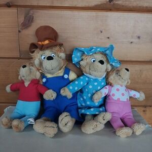 The Berenstain Bears Stuffed Plush Family Set 4 KellyToy Vintage Mama Papa Cubs
